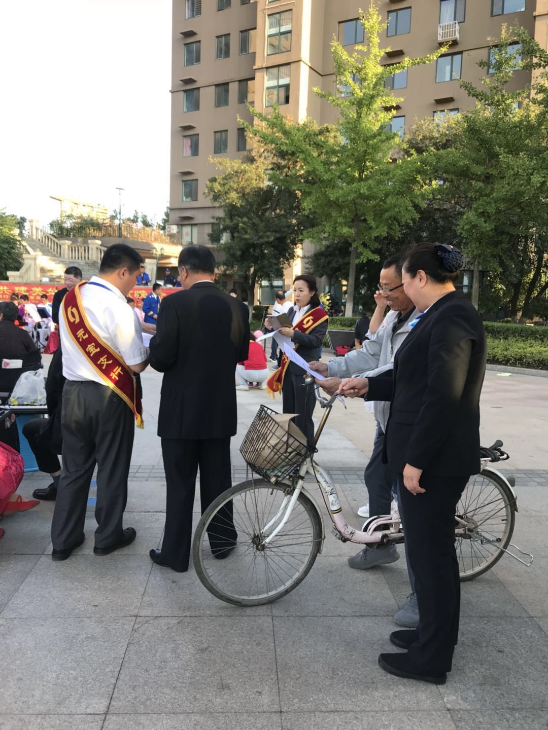 庆华盛社区双节同庆纳凉晚会圆满举行 